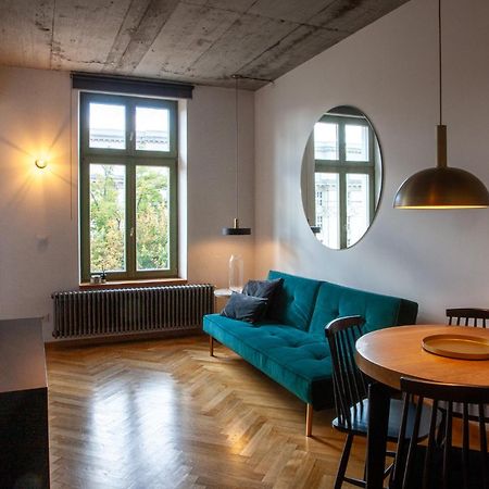 Charming Loft In The Old Town Apartment คราคูฟ ภายนอก รูปภาพ