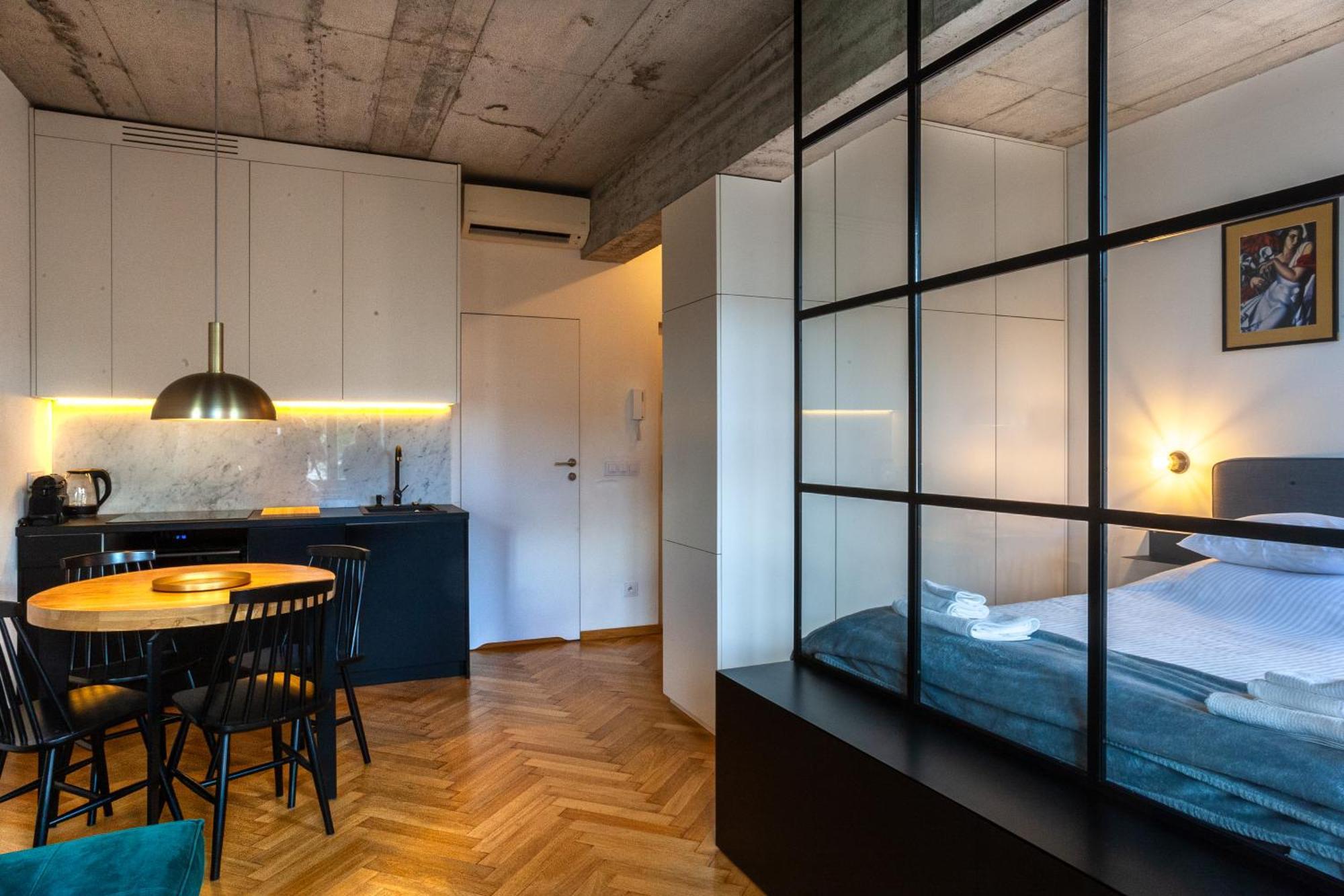 Charming Loft In The Old Town Apartment คราคูฟ ภายนอก รูปภาพ