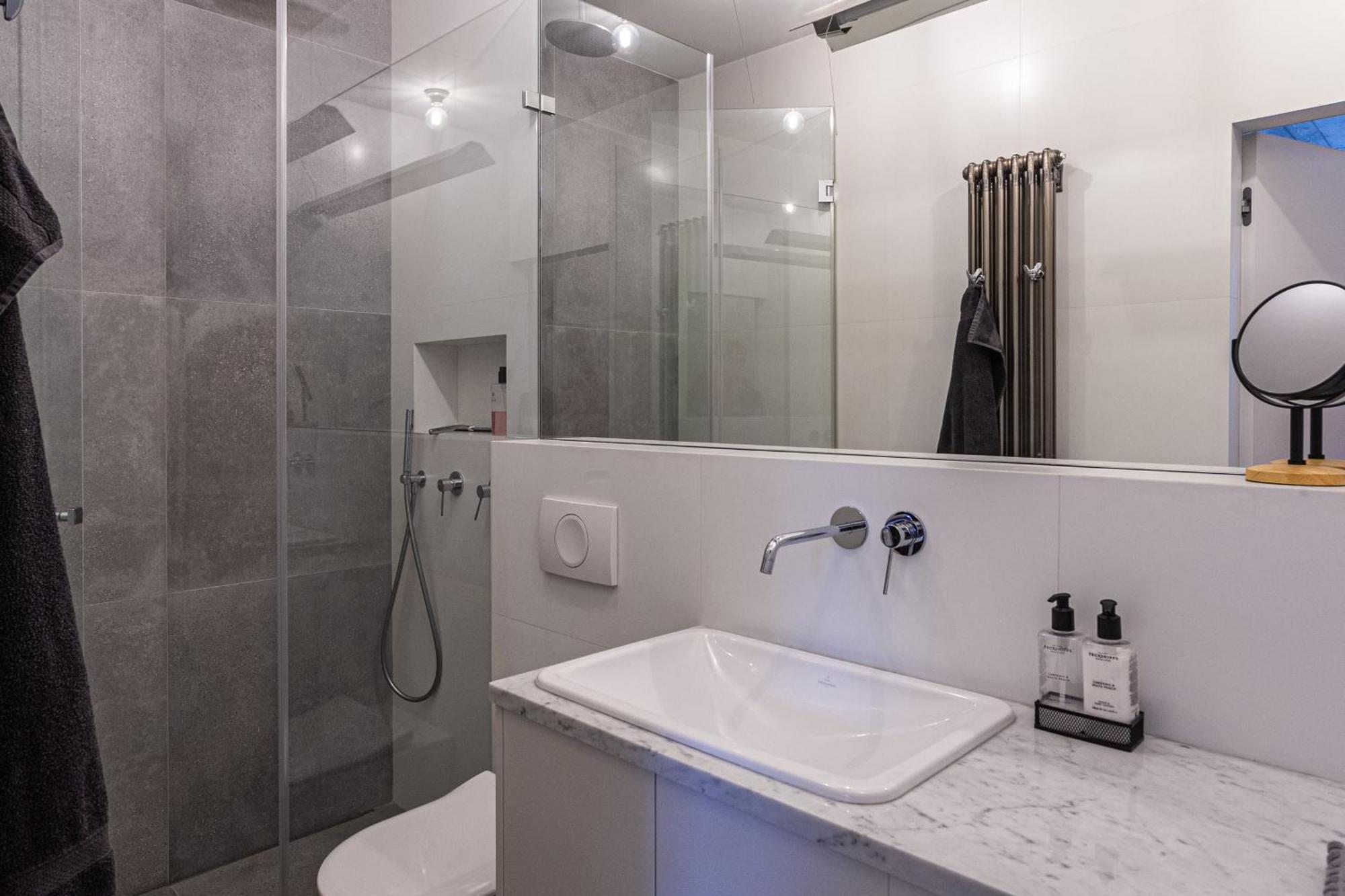 Charming Loft In The Old Town Apartment คราคูฟ ภายนอก รูปภาพ