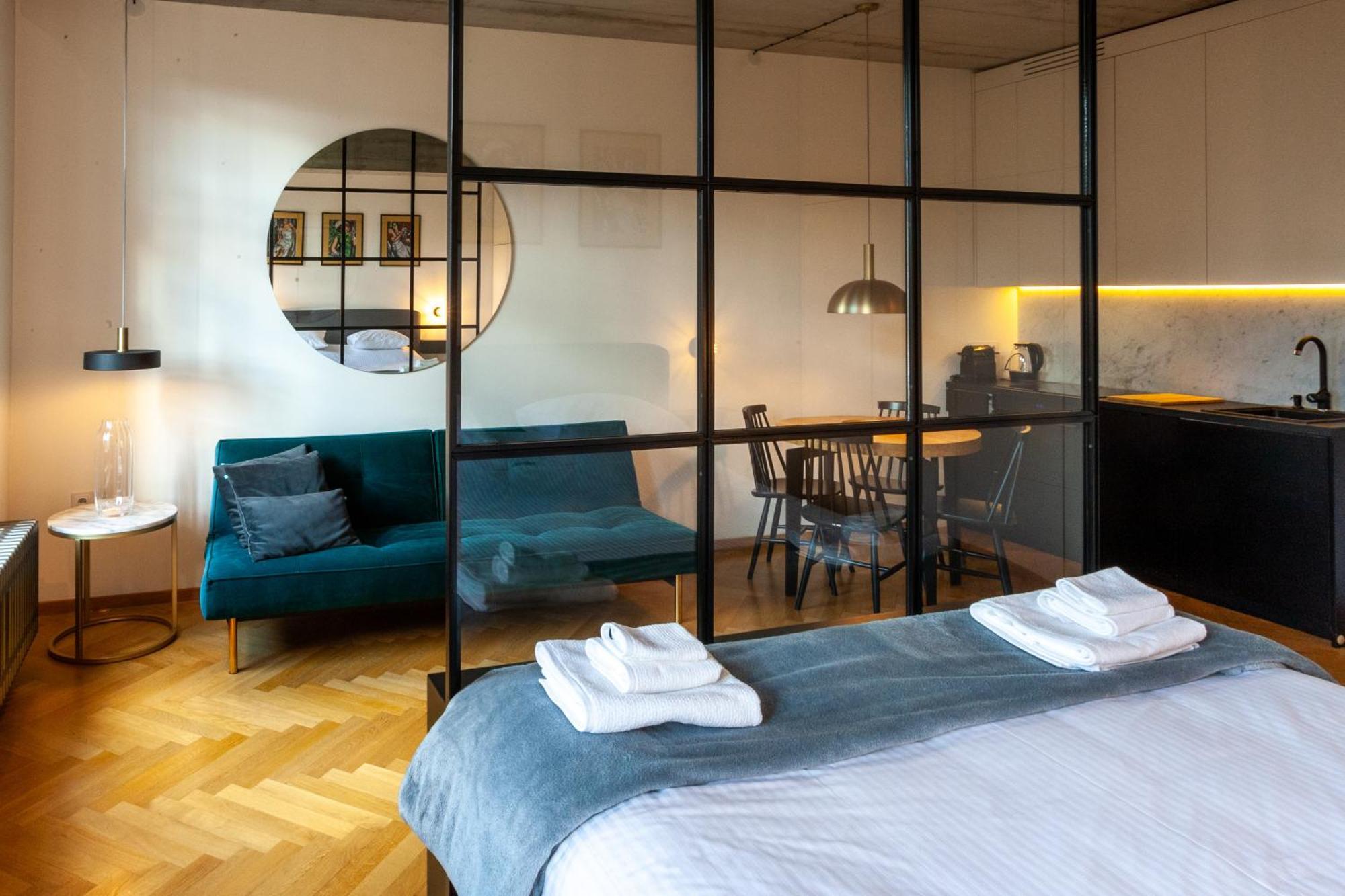 Charming Loft In The Old Town Apartment คราคูฟ ภายนอก รูปภาพ